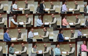 ई-ऑफिस में उत्कृष्ट कार्य करने वाले अधिकारी- कर्मचारियों को मुख्य सचिव ने किया सम्मानित