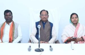 सरकार की योजनाओं का लाभ समाज के अंतिम व्यक्ति तक पहुंचाएं: मुख्यमंत्री विष्णु देव साय
