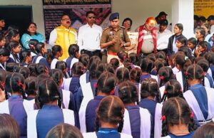 स्वामी विवेकानंद जयंती पर छात्र छात्राओं को बताया आत्मसुरक्षा के गुर व्यक्तित्व निर्माण और यातायात के नियम