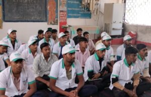 जेल में कैदियों के लिए वित्तीय साक्षरता शिविर आयोजित