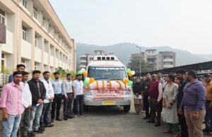 ईएसआईसी अस्पताल परसदा में निःशुल्क बस सेवा का शुभारंभ