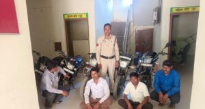 “ऑपरेशन अंकुश” के तहत जंगल में जुआ फड़ पर पुलिस की बड़ी जुआ रेड, चार जुआरी गिरफ्तार