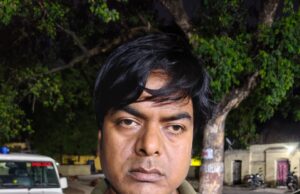 जॉब दिलाने के बहाने महिला और नाबालिग से छेड़खानी, पुलिस ने आरोपी को कार सहित दबोचा