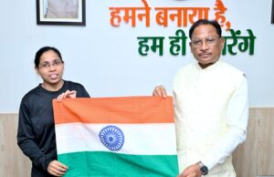एवरेस्ट पर तिरंगा फहराने निकली छत्तीसगढ़ की बेटी, मुख्यमंत्री ने दी शुभकामनाएं