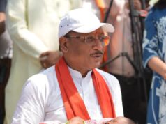 एक माह के नवजात का मुख्यमंत्री ने किया नामकरण, “रविशंकर” नाम से गूंजा गांव का आंगन