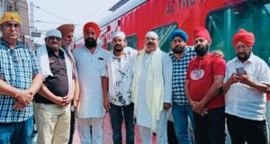 छत्तीसगढ़ सिख संगठन द्वारा दरबार साहिब अमृतसर एवं गुरुद्वारा छढ़ी पातशाही जी श्रीनगर साहिब यात्रा रवाना हुई