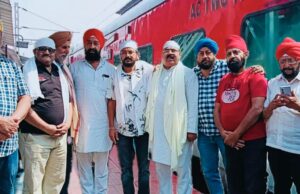 छत्तीसगढ़ सिख संगठन द्वारा दरबार साहिब अमृतसर एवं गुरुद्वारा छढ़ी पातशाही जी श्रीनगर साहिब यात्रा रवाना हुई