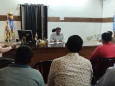 बाढ़ आपदा प्रबंधन को लेकर निगम आयुक्त ने ली समीक्षा बैठक