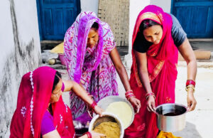 अचार के स्वाद में घुली आत्मनिर्भरता, बिहान ने बदली माँ जगदंबा समूह की महिलाओं की जिंदगी
