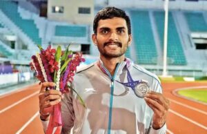 वित्त मंत्री ओपी चौधरी ने राष्ट्रमंडल खेल 2026 में रजत पदक विजेता सरवेश कुशारे को दी बधाई
