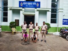 बेचने की फिराक में थे चोरी का मोटर पंप, पुलिस ने माल समेत दबोचा, चोरी गया मोटर पंप और केबल तार बरामद