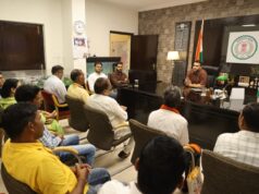 कलेक्टर ने समिति के अध्यक्षों, सदस्यों एवं नोडल अधिकारियों के साथ की समीक्षा बैठक