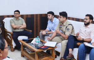 मानसून में जन-धन की सुरक्षा सर्वोच्च प्राथमिकता, बाढ़ एवं प्राकृतिक आपदाओं से निपटने जिला प्रशासन पूरी तरह तैयार