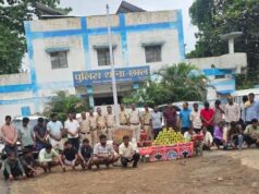 जुआ रेड में करीब 90 लाख की 7 चार कार, 57,140 नगद एवं 5 गैस लाइट जब्त