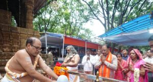 मुख्यमंत्री विष्णुदेव साय ने भोरमदेव धाम में की पूजा-अर्चना, प्रदेश की सुख-समृद्धि के लिए की मंगलकामना