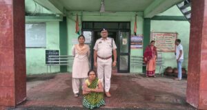 पति के शराबखोरी और जमीन मुआवजे की रकम को उडाने से नाराज पत्नी ने की हत्या कर अपराध को आत्महत्या का रूप देने की साजिश नाकाम