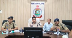 अपराध नियंत्रण, यातायात सुधार और बाढ़ आपदा प्रबंधन पर विशेष कार्ययोजना तैयार करने के निर्देश