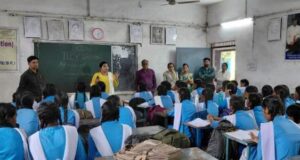 भूपदेव स्कूल में किशोरियों को एचपीवी टीकाकरण और सर्वाइकल कैंसर से बचाव की दी गई जानकारी
