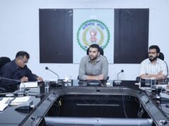 नक्शा बटांकन कार्य में लापरवाही पर कलेक्टर ने अप्रसन्नता जताई