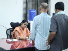 जनदर्शन में अपर कलेक्टर ने सुनीं लोगों की समस्याएं, अधिकारियों को दिए त्वरित कार्रवाई के निर्देश
