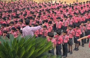 स्कूलों में गूंजा नशा मुक्ति का संकल्प, छात्रों ने विकसित भारत निर्माण की ली शपथ