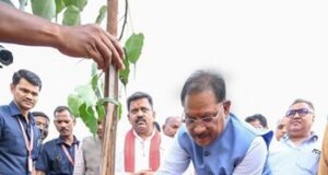 ‘एक पेड़ माँ के नाम’ अभियान से जुड़कर प्रकृति संरक्षण का संकल्प लें : मुख्यमंत्री श्री विष्णु देव साय
