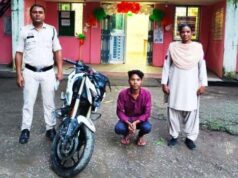 दो चोरियों का बड़ा खुलासा: 6 नाबालिग समेत 7 आरोपी गिरफ्तार, चोरी की बाइक और सामान बरामद