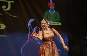 घुंघरूओं की झंकार से गूंजा चक्रधर समारोह का मंच, डॉ.खुशबू पांचाल के कथक ने मोहा दर्शकों का मन