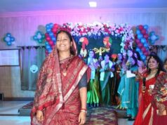 तीज के रंग में रंगा रायपुर प्रेस क्लब, श्रीमती लक्ष्मी राजवाड़े ने रैंप वॉक कर बढ़ाया महिला पत्रकारों का उत्साह