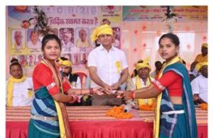 आदिवासी ध्रुव गोंड समाज के आयोजन में शामिल हुए नगर पालिका अध्यक्ष अश्वनी शर्मा, समाजजनों को दी शुभकामनाएं