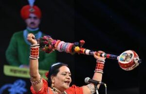 तंबूरा थामे कपालिक शैली में गूंजी पंडवानी, पद्मश्री डॉ. उषा बारले ने मोहा मन