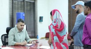 जनदर्शन में व्हीलचेयर, आधार कार्ड, सहित विभिन्न मांगों को लेकर पहुंचे आवेदक, कलेक्टर ने सुनीं लोगों की समस्याएं