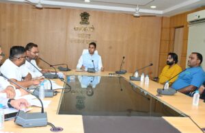 तय समय पर नॉन एवं एफसीआई मे चावल जमा कराएं मिलर्स-कलेक्टर
