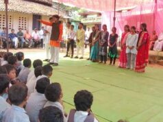 ‘नमो सेवा-अनकही कहानियां’ के तहत शासकीय महाविद्यालय तमनार के विद्यार्थियों ने दी नुक्कड़ नाटक की प्रस्तुति