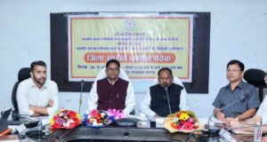 जनजातीय समुदाय को शासन की योजनाओं का शत-प्रतिशत लाभ दिलाएं अधिकारी-एसटी आयोग अध्यक्ष मण्डावी