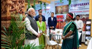 प्रधानमंत्री नरेंद्र मोदी से रूबरू हुईं छत्तीसगढ़ की महिला उद्यमी हीना