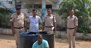 सड़क किनारे अवैध डीजल भंडारण का खुलासा, छाल पुलिस ने कार्रवाई में की 415 लीटर डीजल जब्त