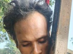 ग्राम बंगुरसिया मेन रोड किनारे अज्ञात व्यक्ति का शव साइन बोर्ड पर लटका मिला, जांच में जुटी चक्रधरनगर पुलिस