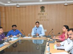 सीएम हेल्पलाइन के आवेदनों का तय समय पर गुणवत्तापूर्ण निराकरण करें -कलेक्टर